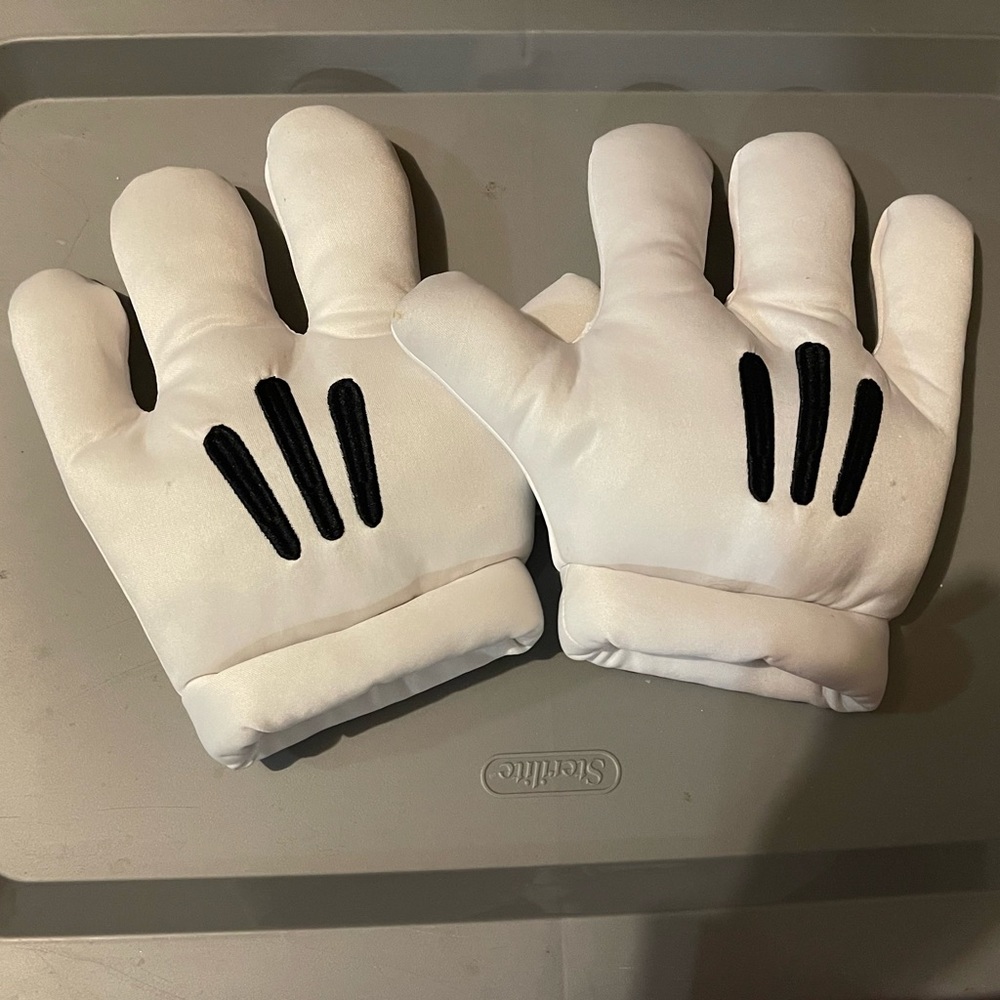 Mickey Gloves